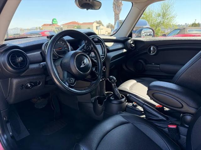 2017 MINI Hardtop Cooper