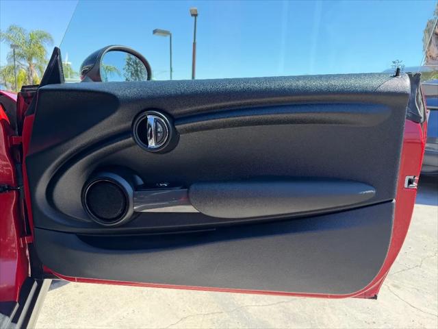 2017 MINI Hardtop Cooper