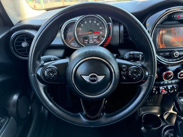 2017 MINI Hardtop Cooper