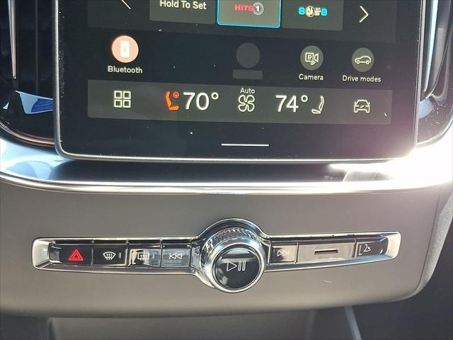 2026 Volvo XC90 Plug-In Hybrid Plus, T8 AWD, Electric/Gasoline, Bright, 7 Seats