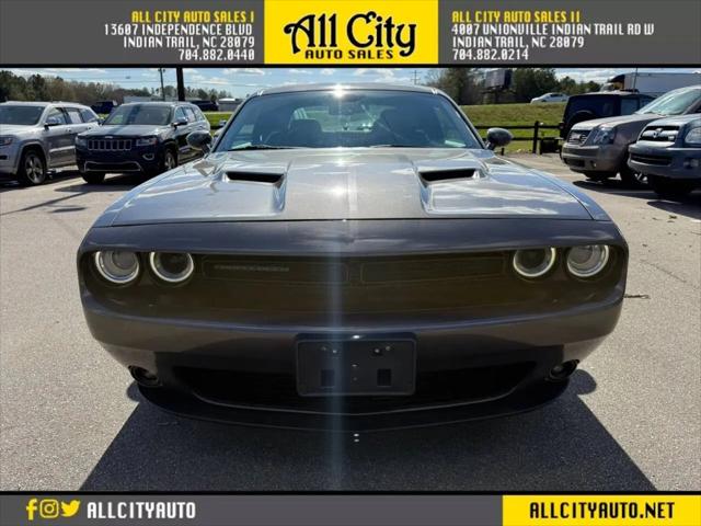 2016 Dodge Challenger SXT