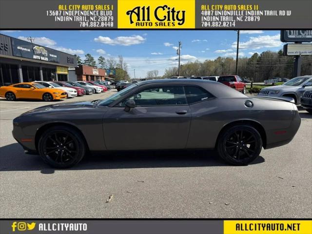 2016 Dodge Challenger SXT