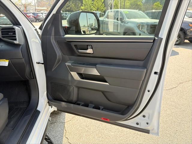 2026 Toyota Tundra SR5 CrewMax 5.5' Bed