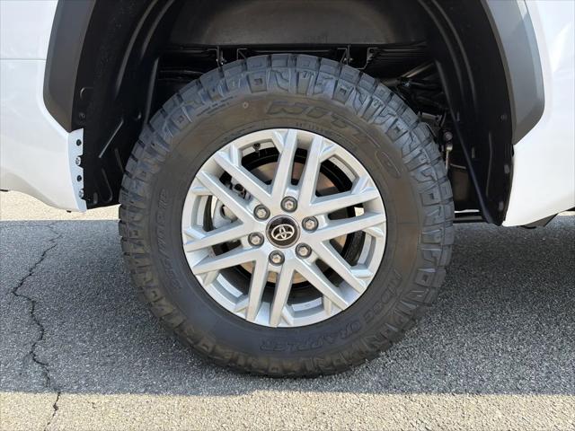 2026 Toyota Tundra SR5 CrewMax 5.5' Bed