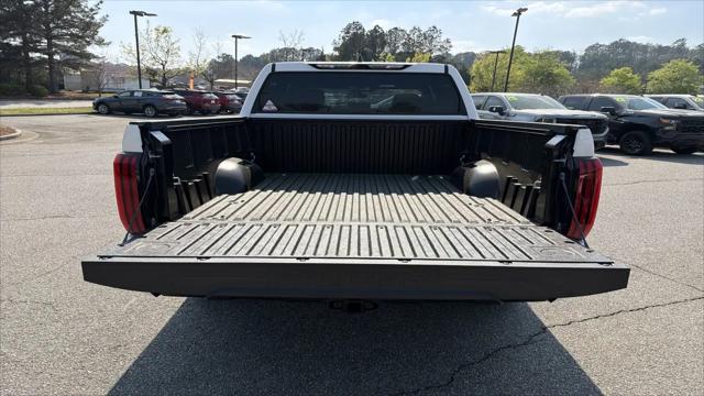 2026 Toyota Tundra SR5 CrewMax 5.5' Bed