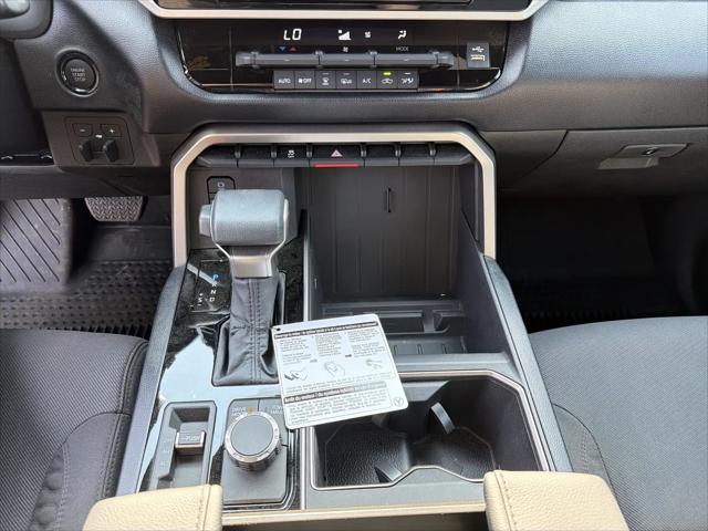 2026 Toyota Tundra SR5 CrewMax 5.5' Bed