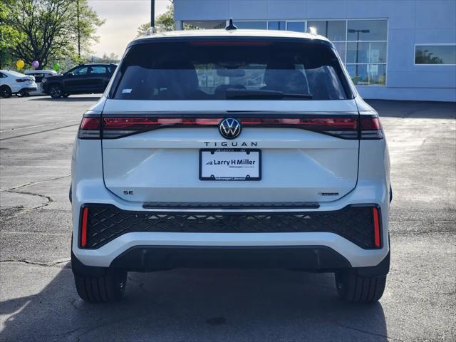 2026 Volkswagen Tiguan SE R-Line Black