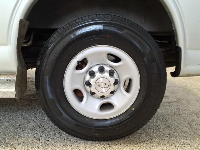 2017 Chevrolet Express LS