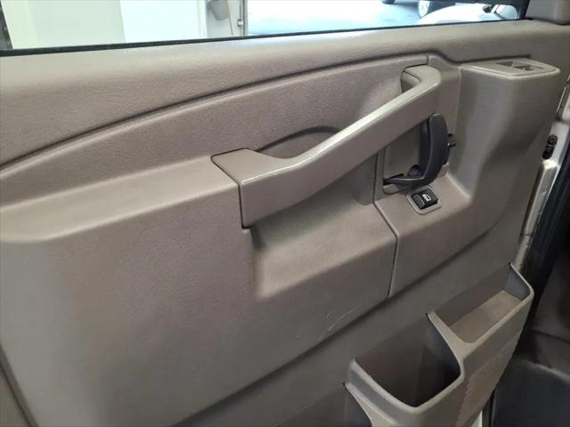 2017 Chevrolet Express LS