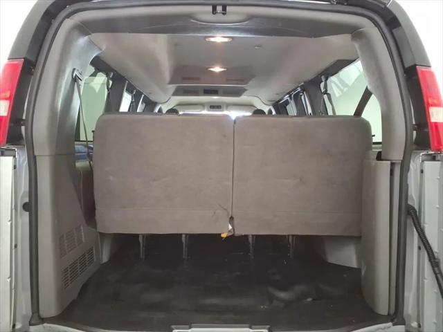 2017 Chevrolet Express LS