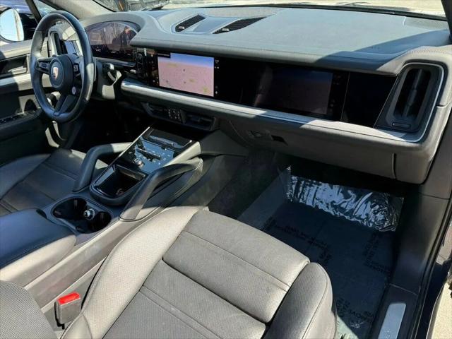 2024 Porsche Cayenne Cayenne