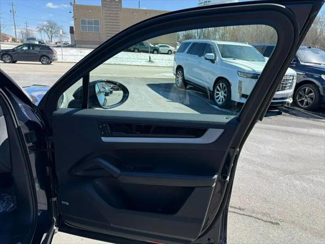 2024 Porsche Cayenne Cayenne
