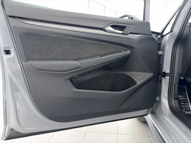 2026 Volkswagen Golf GTI SE