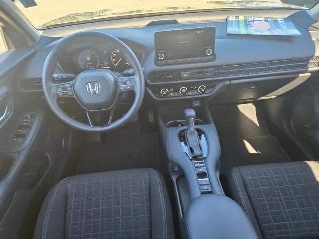 2025 Honda HR-V AWD LX