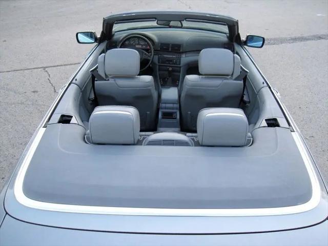 2004 BMW 325Ci 325Ci