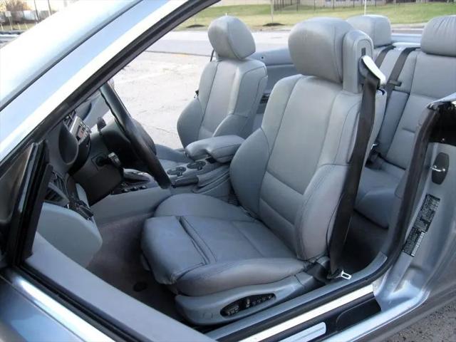 2004 BMW 325Ci 325Ci