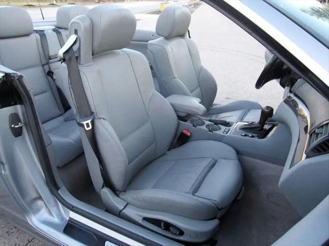 2004 BMW 325Ci 325Ci