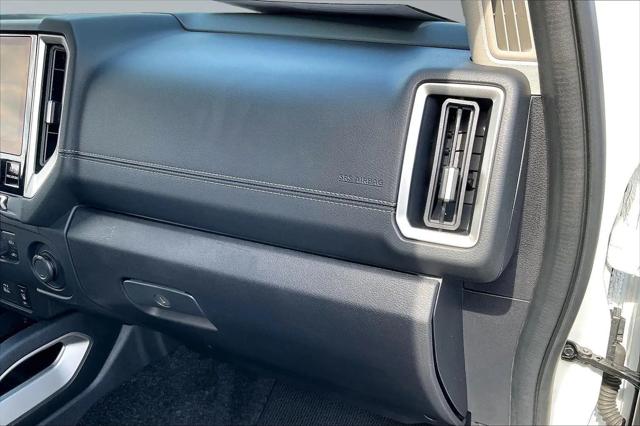 2025 Nissan Frontier Crew Cab SV 4x2