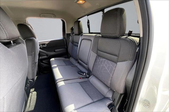2025 Nissan Frontier Crew Cab SV 4x2