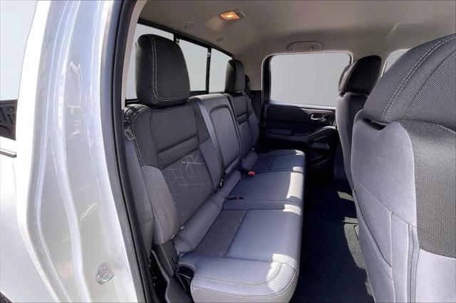 2025 Nissan Frontier Crew Cab SV 4x2