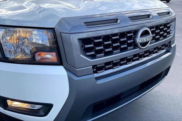 2025 Nissan Frontier Crew Cab SV 4x2