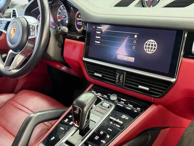 2022 Porsche Cayenne Platinum Edition