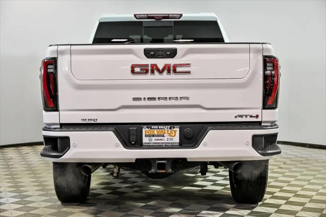2024 GMC Sierra 2500HD 4WD Crew Cab Standard Bed AT4