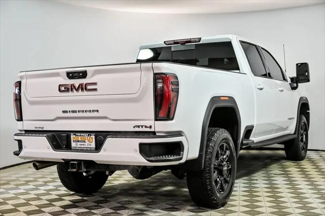 2024 GMC Sierra 2500HD 4WD Crew Cab Standard Bed AT4