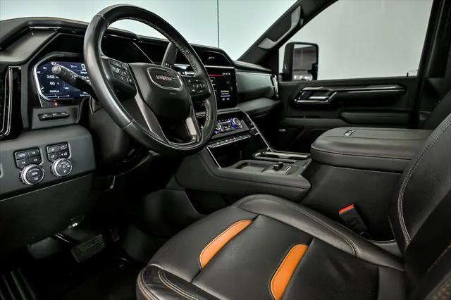 2024 GMC Sierra 2500HD 4WD Crew Cab Standard Bed AT4
