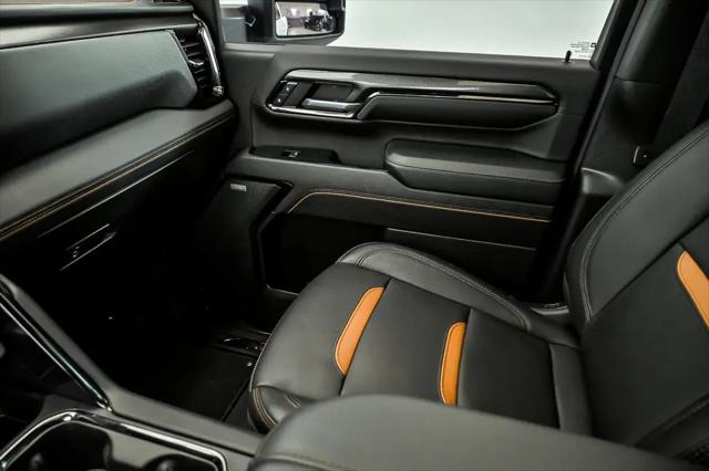 2024 GMC Sierra 2500HD 4WD Crew Cab Standard Bed AT4