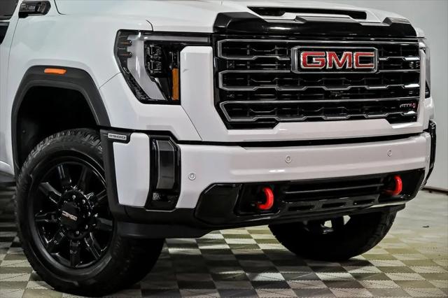 2024 GMC Sierra 2500HD 4WD Crew Cab Standard Bed AT4