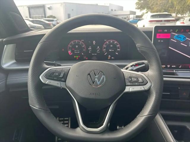 2026 Volkswagen Tiguan SE R-Line Black