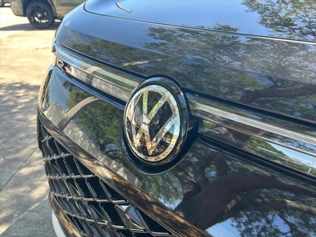 2026 Volkswagen Tiguan SEL R-Line Turbo