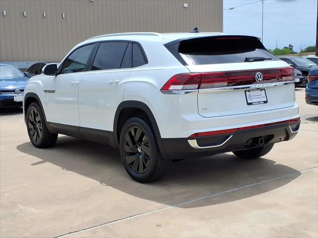 2026 Volkswagen Atlas Cross Sport SE with Technology