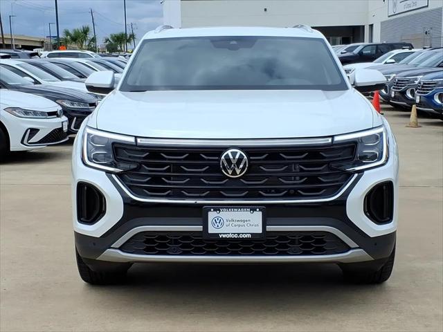 2026 Volkswagen Atlas Cross Sport SE with Technology