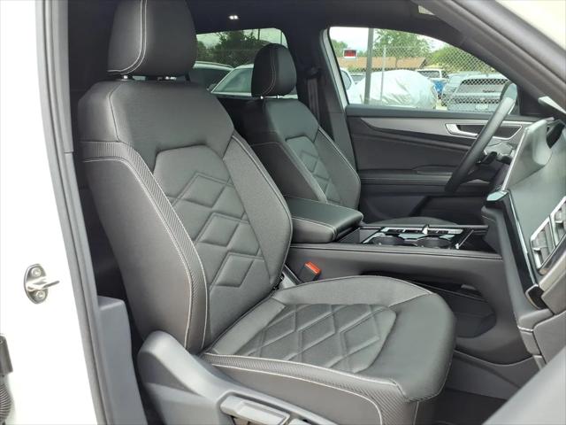 2026 Volkswagen Atlas Cross Sport SE with Technology