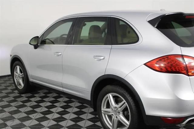 2012 Porsche Cayenne Cayenne