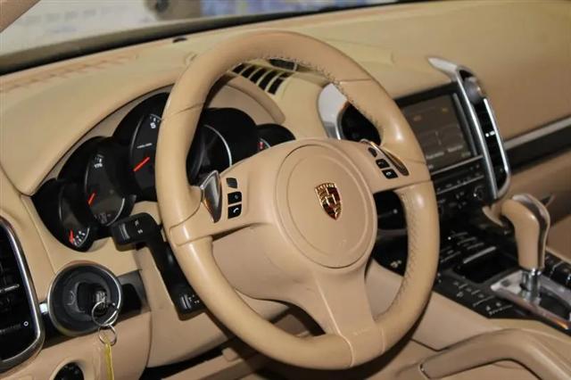 2012 Porsche Cayenne Cayenne