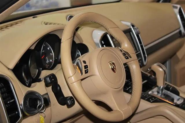 2012 Porsche Cayenne Cayenne