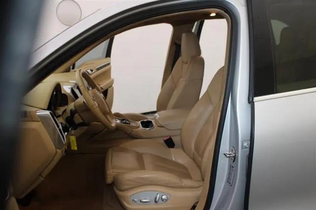 2012 Porsche Cayenne Cayenne