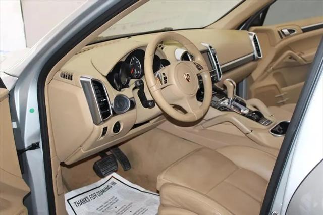 2012 Porsche Cayenne Cayenne