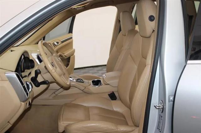 2012 Porsche Cayenne Cayenne