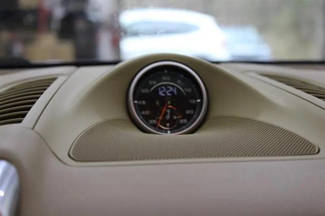 2012 Porsche Cayenne Cayenne