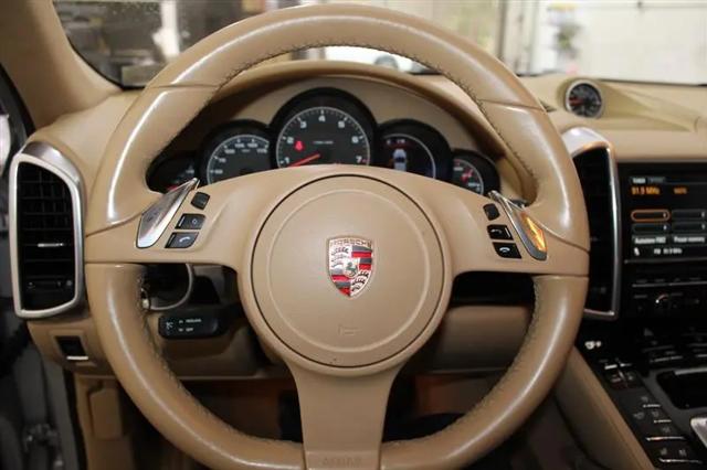 2012 Porsche Cayenne Cayenne
