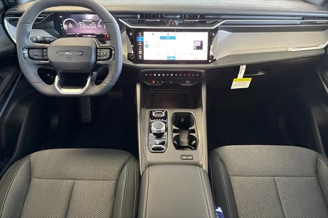 2026 Jeep Cherokee Laredo 4x4