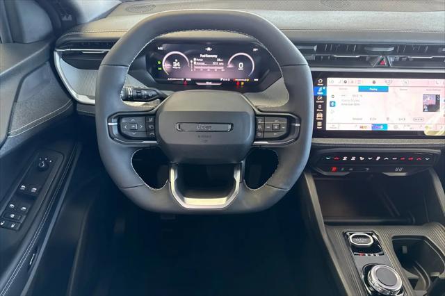 2026 Jeep Cherokee Laredo 4x4