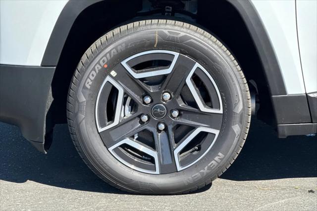 2026 Jeep Cherokee Laredo 4x4