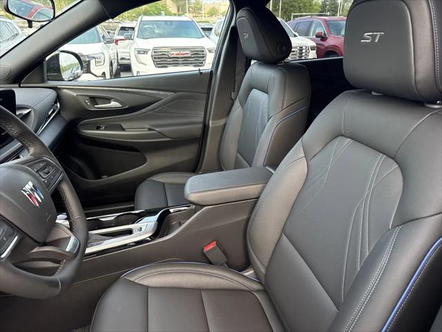 2026 Buick NV Sport Touring FWD