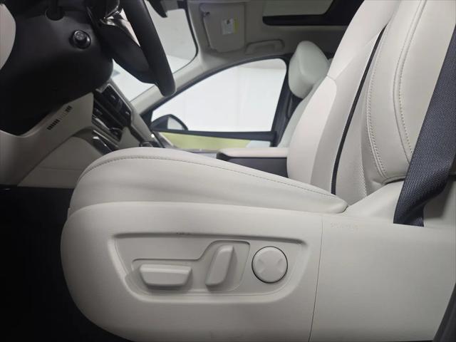 2025 Mazda X-90 3.3 Turbo S Premium Plus Package