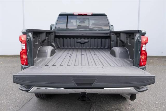 2026 Chevrolet Silverado 3500HD Crew Cab, Long Bed, LT Dual Rear Wheel, RWD